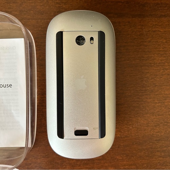 Apple Magic Mouse Model A1296 - Picture 3 of 5